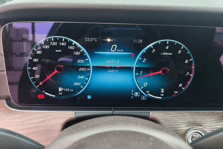 Used Mercedes-Benz E-Class 2021 Restyled E 300 L Luxury Edition Instrument Cluster