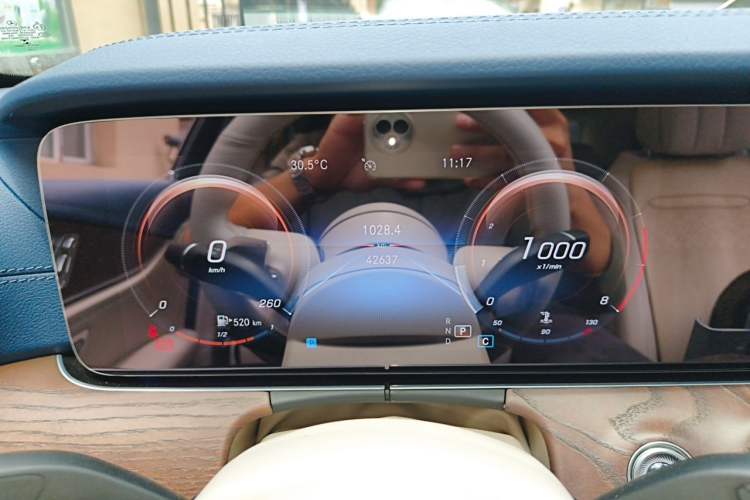 Used Mercedes-Benz E-Class 2021 Restyled E 300 L Luxury Edition Instrument Cluster