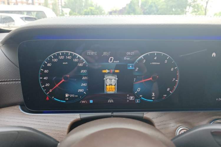 Used Mercedes-Benz E-Class 2021 E 300 L Premium Edition Instrument Cluster