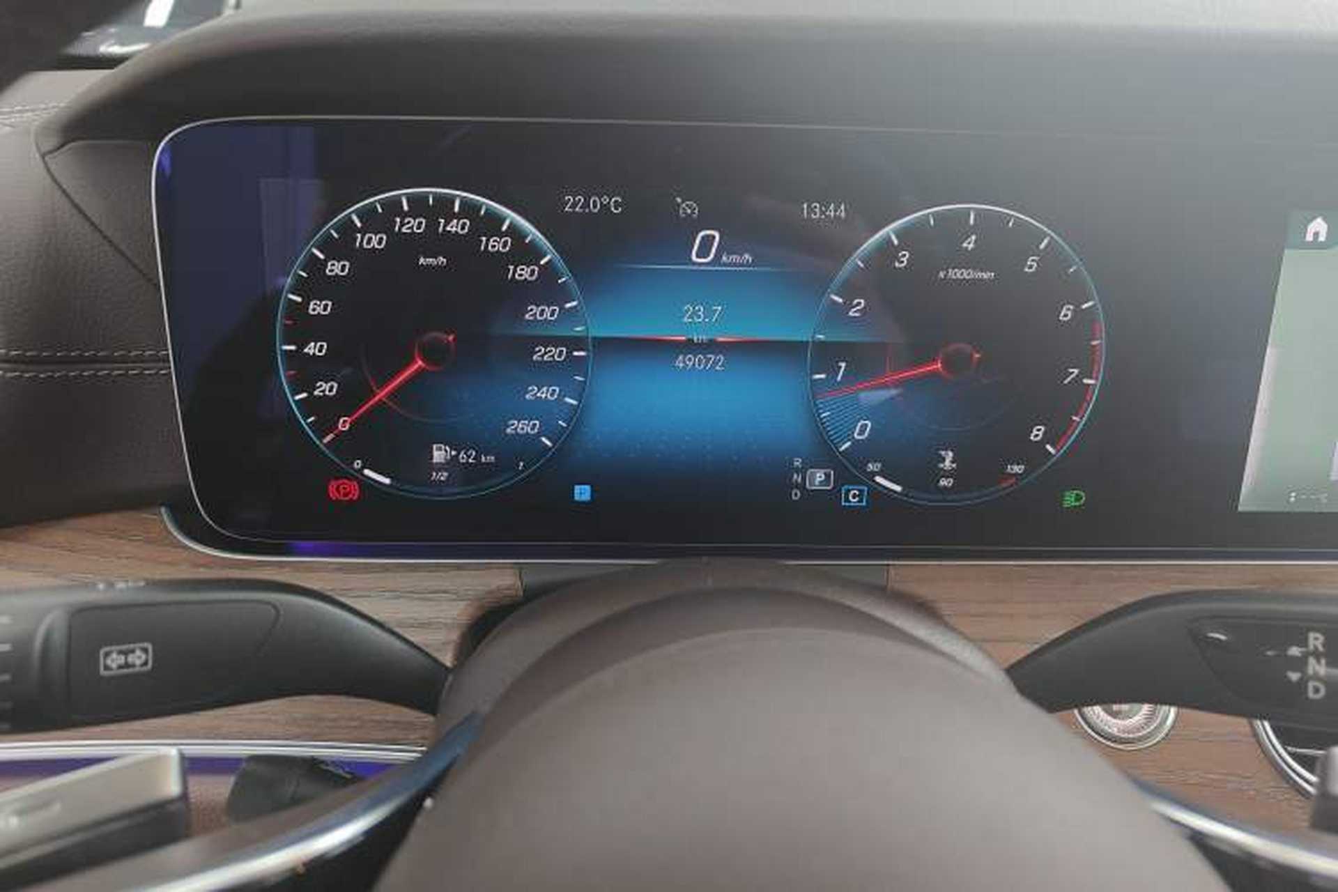 Used Mercedes-Benz E-Class 2021 Restyled E 300 L Luxury Edition Instrument Cluster