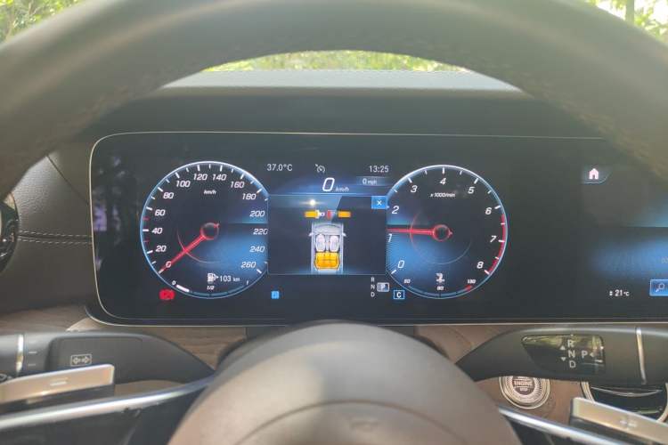 Used Mercedes-Benz E-Class 2021 Facelift E 260 L Instrument Cluster