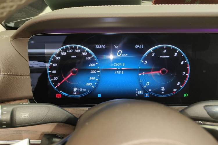 Used Mercedes-Benz E-Class 2021 E 300 L Stylish Model Instrument Cluster