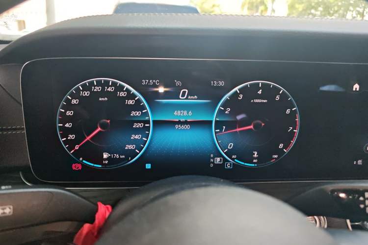 Used Mercedes-Benz E-Class 2021 E 300 L Sporty and Stylish Model Instrument Cluster