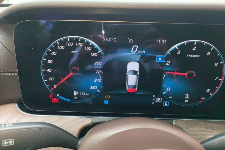 Used Mercedes-Benz E-Class 2021 E 300 L Premium Edition Instrument Cluster
