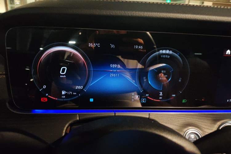 Used Mercedes-Benz E-Class 2021 Restyled E 300 L Sporty and Stylish Edition Instrument Cluster