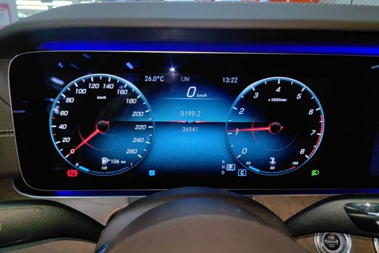 Used Mercedes-Benz E-Class 2021 E 300 L Stylish Model Instrument Cluster