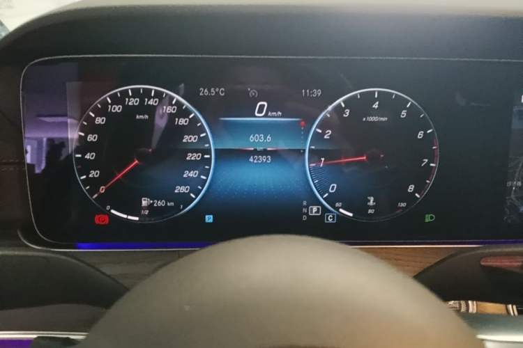 Used Mercedes-Benz E-Class 2021 Restyled E 300 L Sporty and Stylish Edition Instrument Cluster