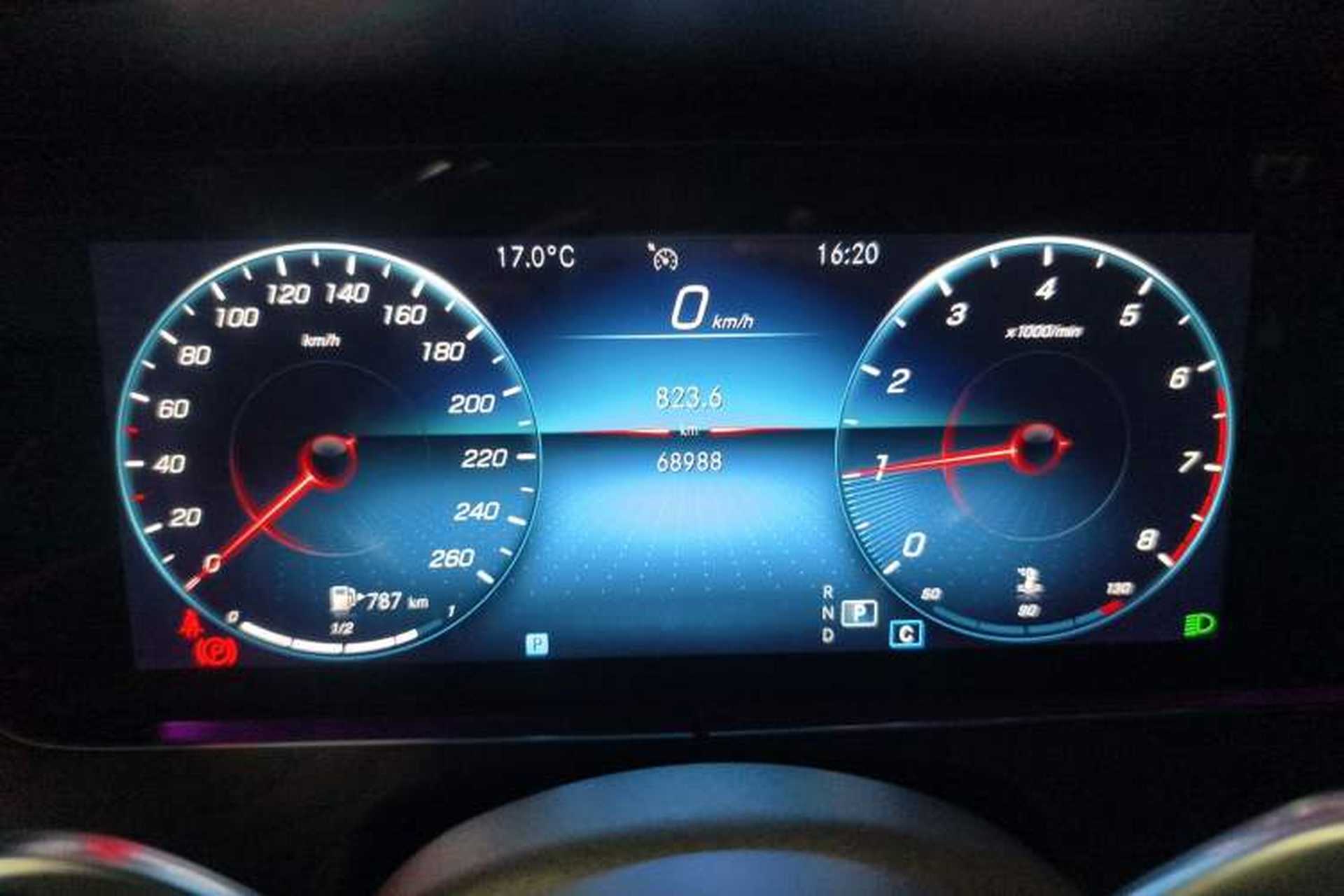Used Mercedes-Benz E-Class 2021 Restyled E 300 L Luxury Edition Instrument Cluster