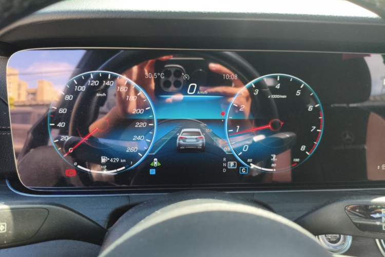 Used Mercedes-Benz E-Class 2021 Restyled E 300 L Sporty and Stylish Edition Instrument Cluster