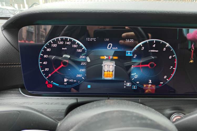 Used Mercedes-Benz E-Class 2021 E 300 L Sport Luxury Edition Instrument Cluster