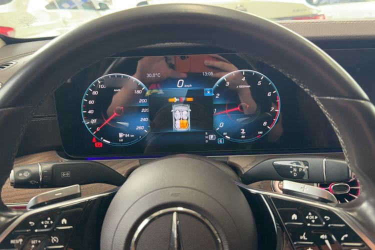Used Mercedes-Benz E-Class 2021 Restyled E 300 L Luxury Edition Instrument Cluster