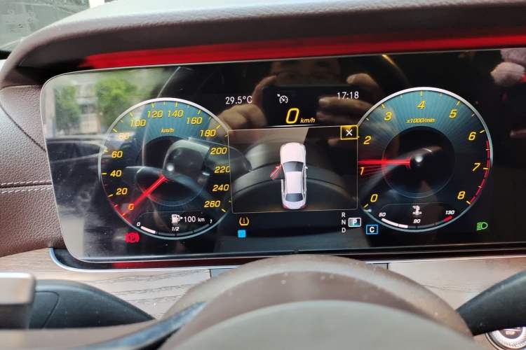 Used Mercedes-Benz E-Class 2021 E 300 L Luxury Model Instrument Cluster