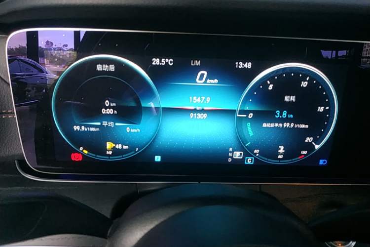 Used Mercedes-Benz E-Class 2021 Restyled E 300 L Sport Luxury Edition Instrument Cluster
