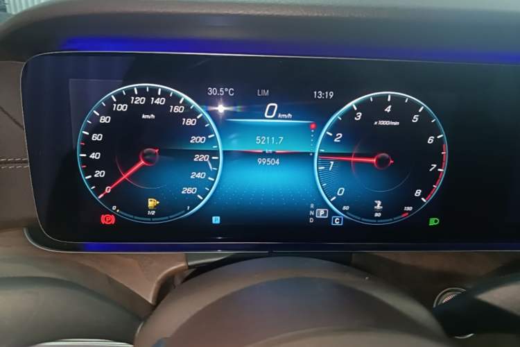 Used Mercedes-Benz E-Class 2021 E 300 L Stylish Model Instrument Cluster