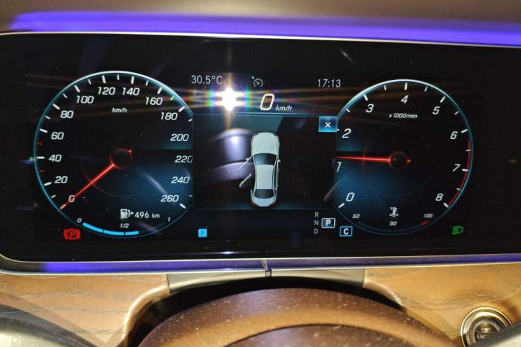 Used Mercedes-Benz E-Class 2021 E 300 L Stylish Model Instrument Cluster