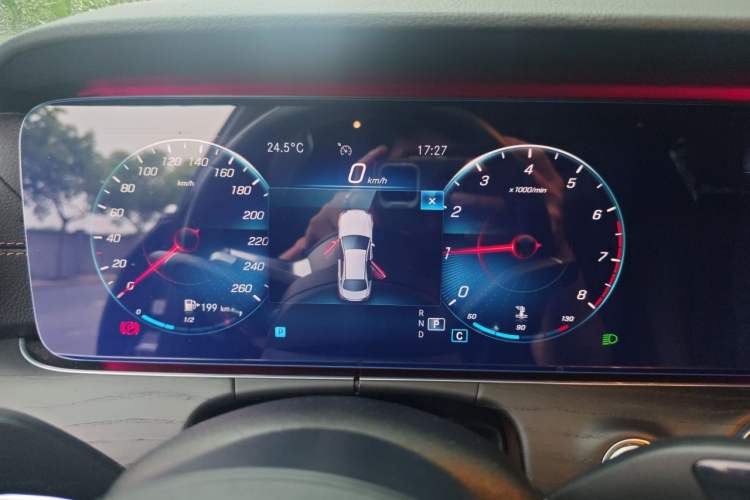 Used Mercedes-Benz E-Class 2021 E 300 L Sport Luxury Edition Instrument Cluster