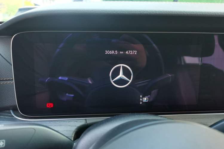 Used Mercedes-Benz E-Class 2021 Restyled E 300 L Sporty and Stylish Edition Instrument Cluster