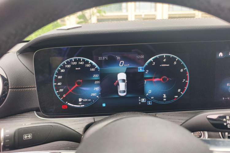 Used Mercedes-Benz E-Class 2021 Restyled E 300 L Sport Luxury Edition Instrument Cluster