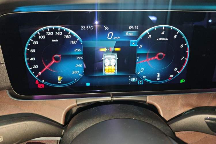 Used Mercedes-Benz E-Class 2021 E 300 L Stylish Model Instrument Cluster