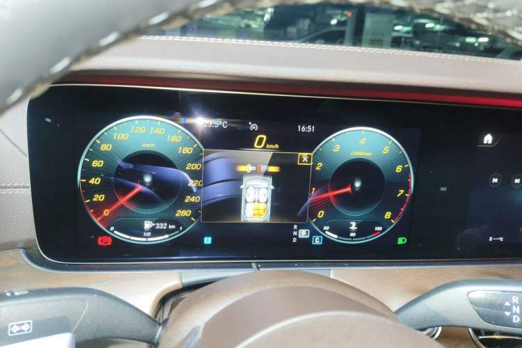 Used Mercedes-Benz E-Class 2021 E 300 L Luxury Model Instrument Cluster