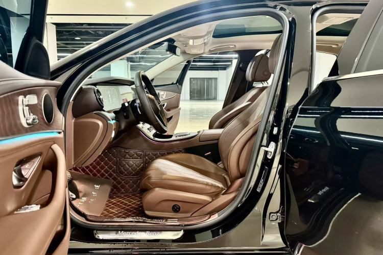 Used Mercedes-Benz E-Class 2021 Facelift E 300 L Stylish Edition Interior 1