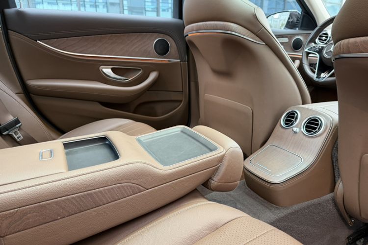 Used Mercedes-Benz E-Class 2021 Facelift E 300 L Stylish Edition Interior 1