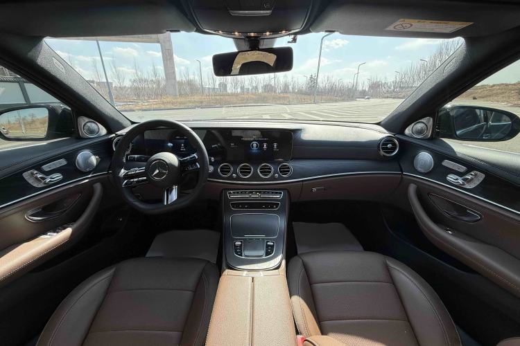 Used Mercedes-Benz E-Class 2021 E 300 L Sport Luxury Edition Interior 1
