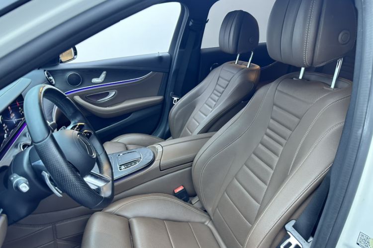 Used Mercedes-Benz E-Class 2021 E 260 L Sport Edition Interior 1