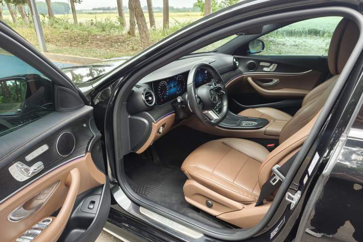 Used Mercedes-Benz E-Class 2021 E 300 L Sporty and Stylish Model Interior 2