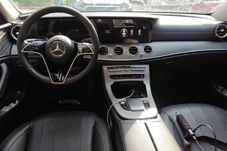 Used Mercedes-Benz E-Class 2021 E 300 L Luxury Model Interior 2