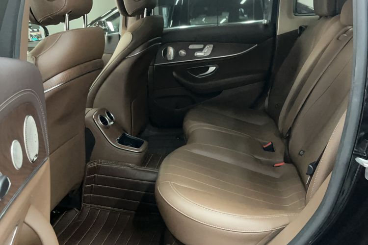 Used Mercedes-Benz E-Class 2021 Restyled E 300 L Luxury Edition Interior 2