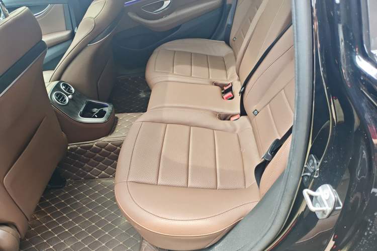 Used Mercedes-Benz E-Class 2021 E 300 L Sport Luxury Edition Interior 2