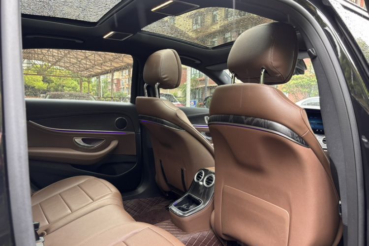 Used Mercedes-Benz E-Class 2021 E 300 L Sporty and Stylish Model Interior 2