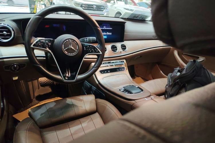 Used Mercedes-Benz E-Class 2021 Facelift E 260 L Interior 2