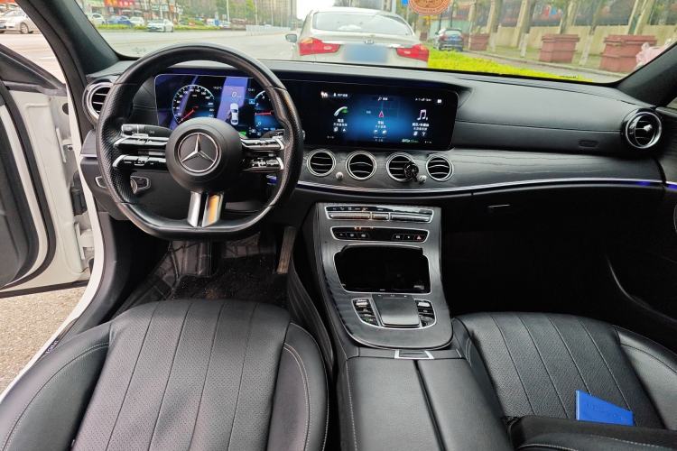 Used Mercedes-Benz E-Class 2021 E 260 Stylish Sports Edition Interior 2