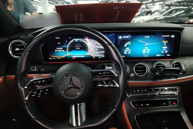 Used Mercedes-Benz E-Class 2021 Updated E 260 Fashion Sport Edition Interior 2