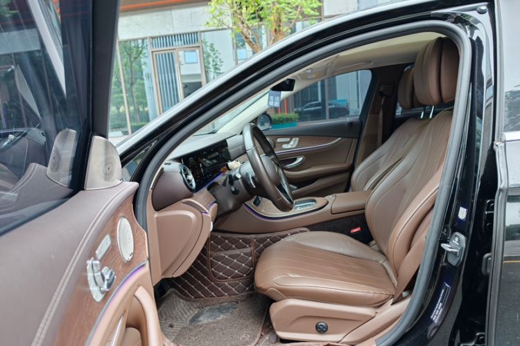 Used Mercedes-Benz E-Class 2021 Restyled E 300 L Luxury Edition Interior 2