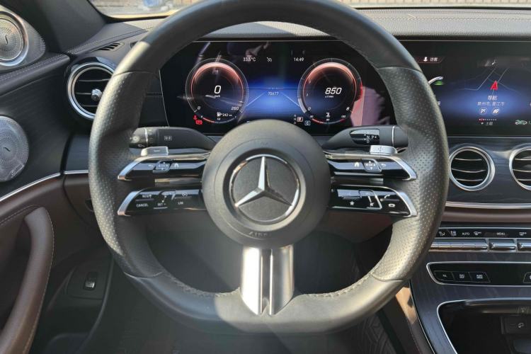 Used Mercedes-Benz E-Class 2021 Restyled E 300 L Sporty and Stylish Edition Interior 3