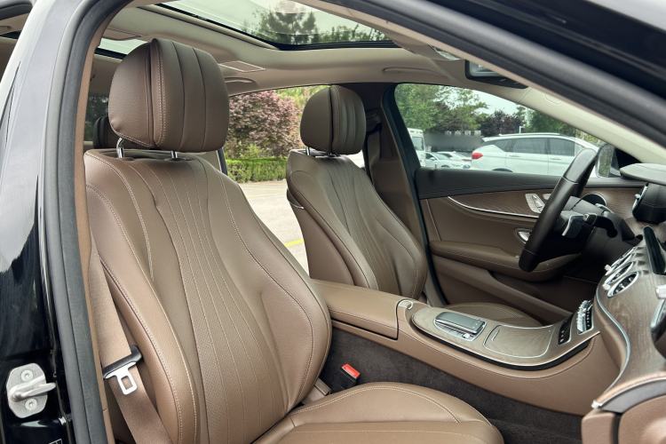 Used Mercedes-Benz E-Class 2021 Facelift E 300 L Stylish Edition Interior 3
