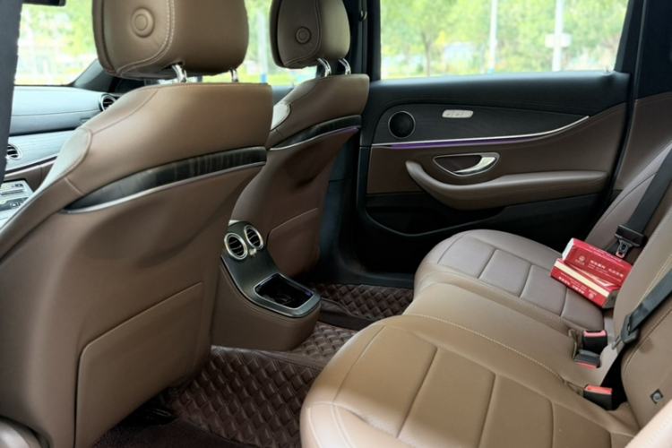 Used Mercedes-Benz E-Class 2021 Restyled E 300 L Sporty and Stylish Edition Interior 3