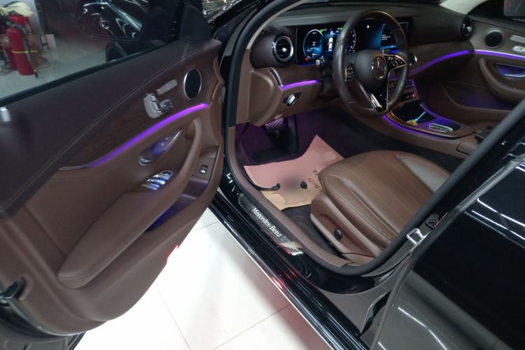 Used Mercedes-Benz E-Class 2021 E 300 L Stylish Model Interior 3