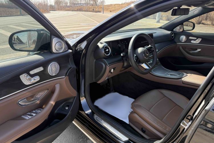 Used Mercedes-Benz E-Class 2021 E 300 L Sport Luxury Edition Interior 3