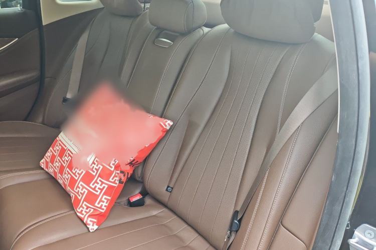 Used Mercedes-Benz E-Class 2021 E 300 L Stylish Model Interior 4
