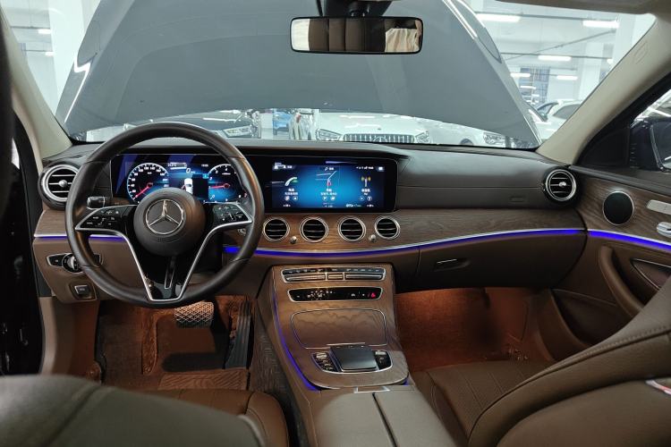 Used Mercedes-Benz E-Class 2021 Facelift E 300 L Stylish Edition Interior 5