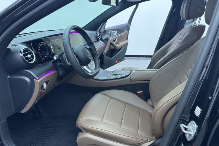 Used Mercedes-Benz E-Class 2021 E 300 L Sporty and Stylish Model Interior 6