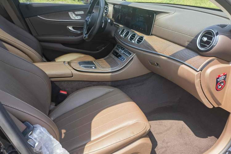 Used Mercedes-Benz E-Class 2021 E 300 L Stylish Model Interior 7