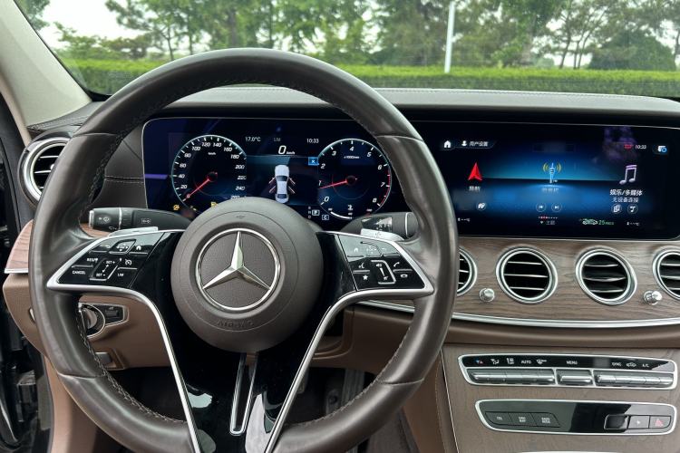Used Mercedes-Benz E-Class 2021 Facelift E 300 L Stylish Edition Interior 7