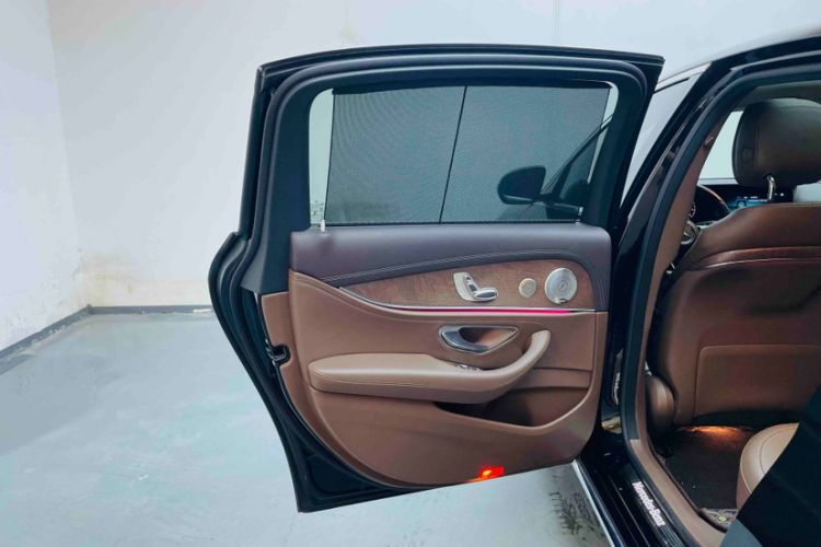 Used Mercedes-Benz E-Class 2021 Restyled E 300 L Luxury Edition Interior 8