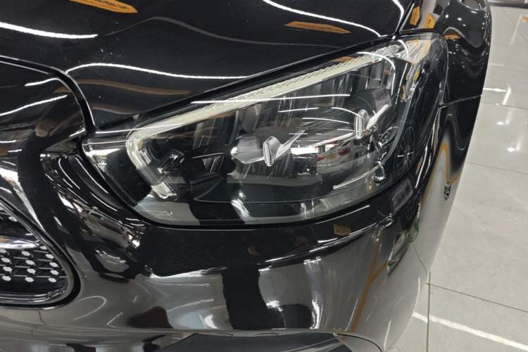 Used Mercedes-Benz E-Class 2021 Restyled E 300 L Sporty and Stylish Edition Left Front Headlight