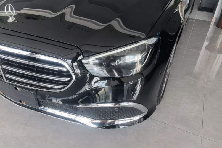Used Mercedes-Benz E-Class 2021 E 300 L Sporty and Stylish Model Left Front Headlight